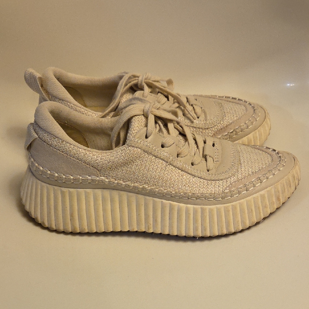 Dolce Vita Women's Beige Woven-Detail Platform Sneakers